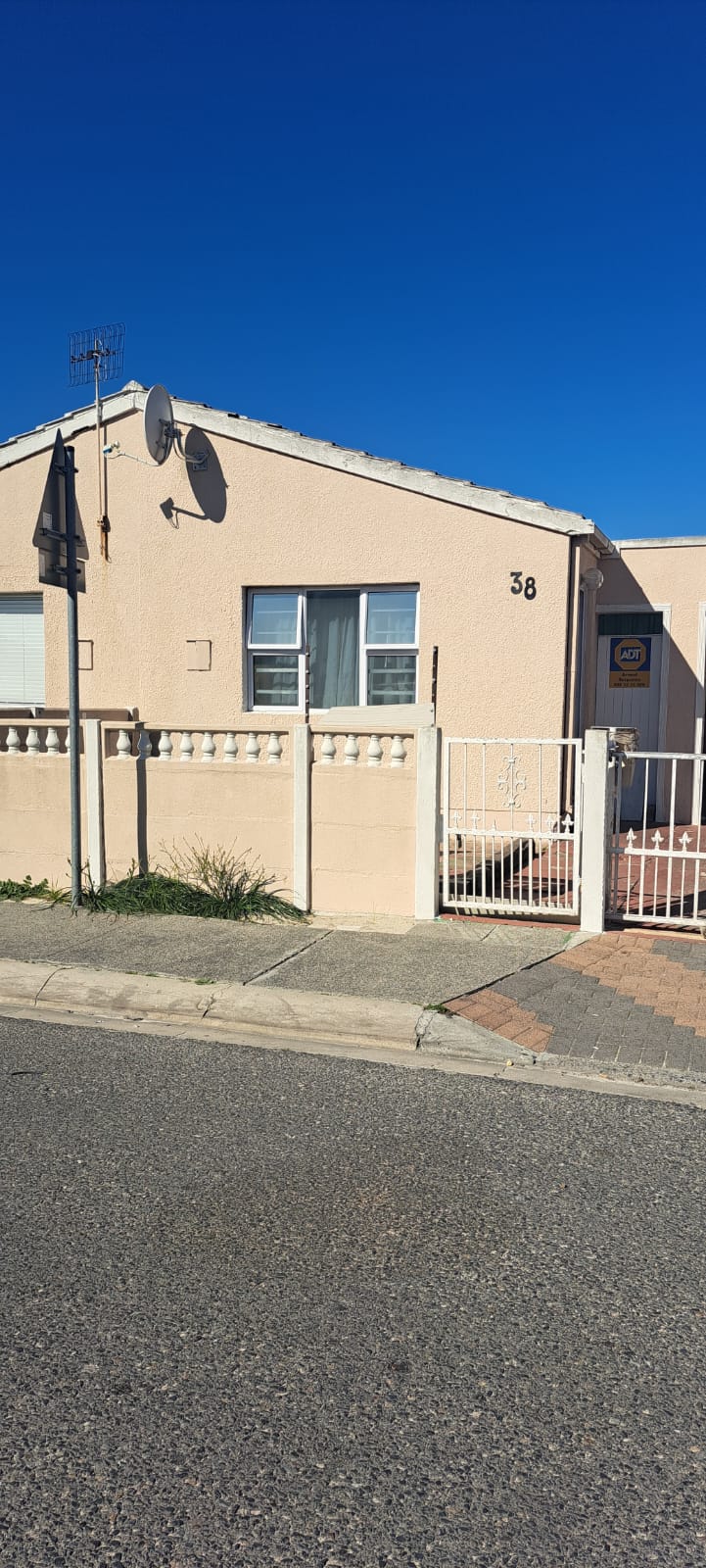 3 Bedroom Property for Sale in Portlands Western Cape